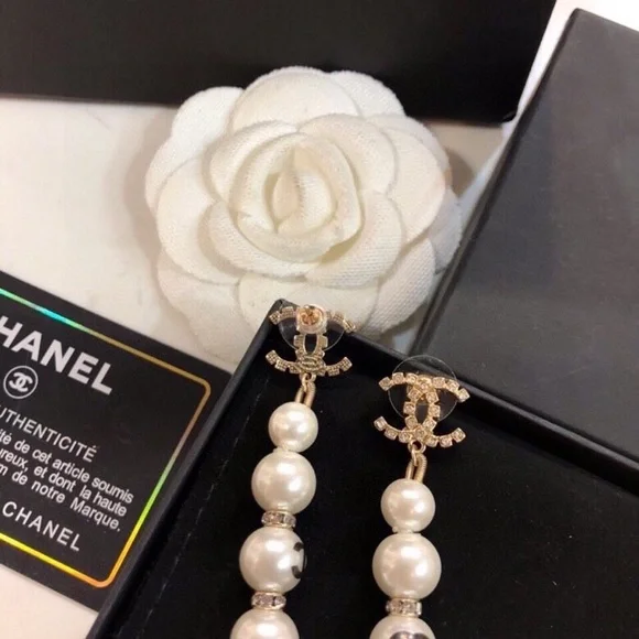 Chanel earrings - Picture 3 of 8